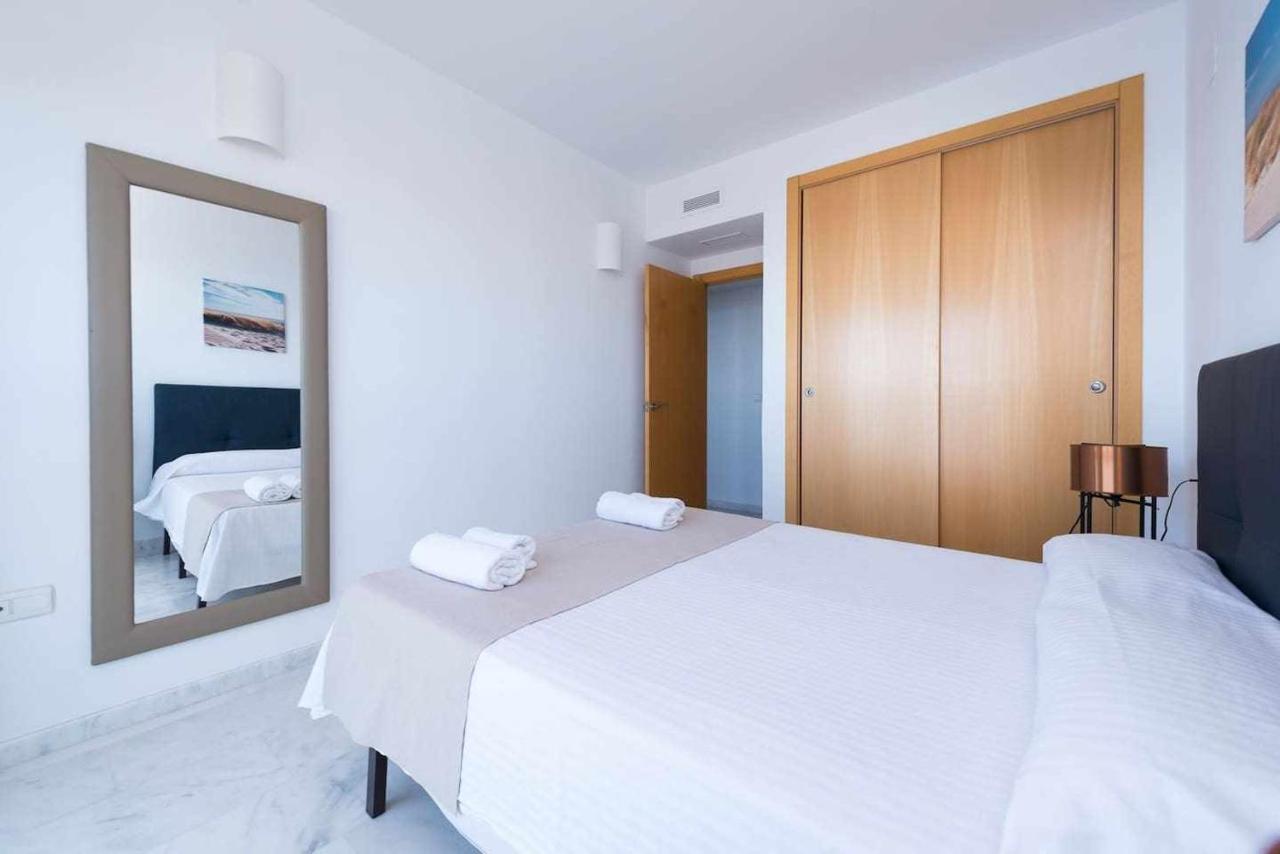 High Rise Apartment On The 39Th Floor With Private Terrace And Sea Views Benidorm Extérieur photo
