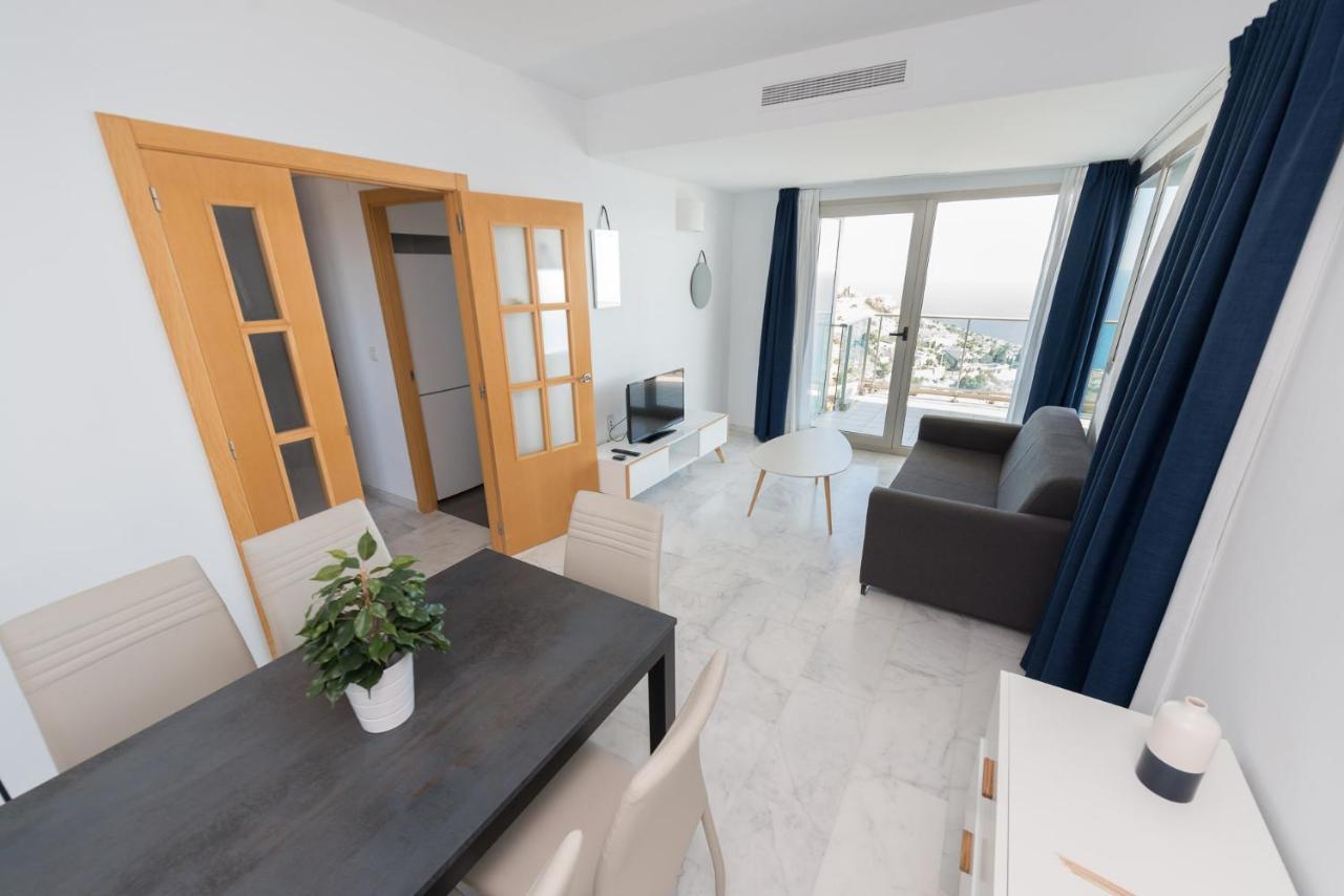 High Rise Apartment On The 39Th Floor With Private Terrace And Sea Views Benidorm Extérieur photo