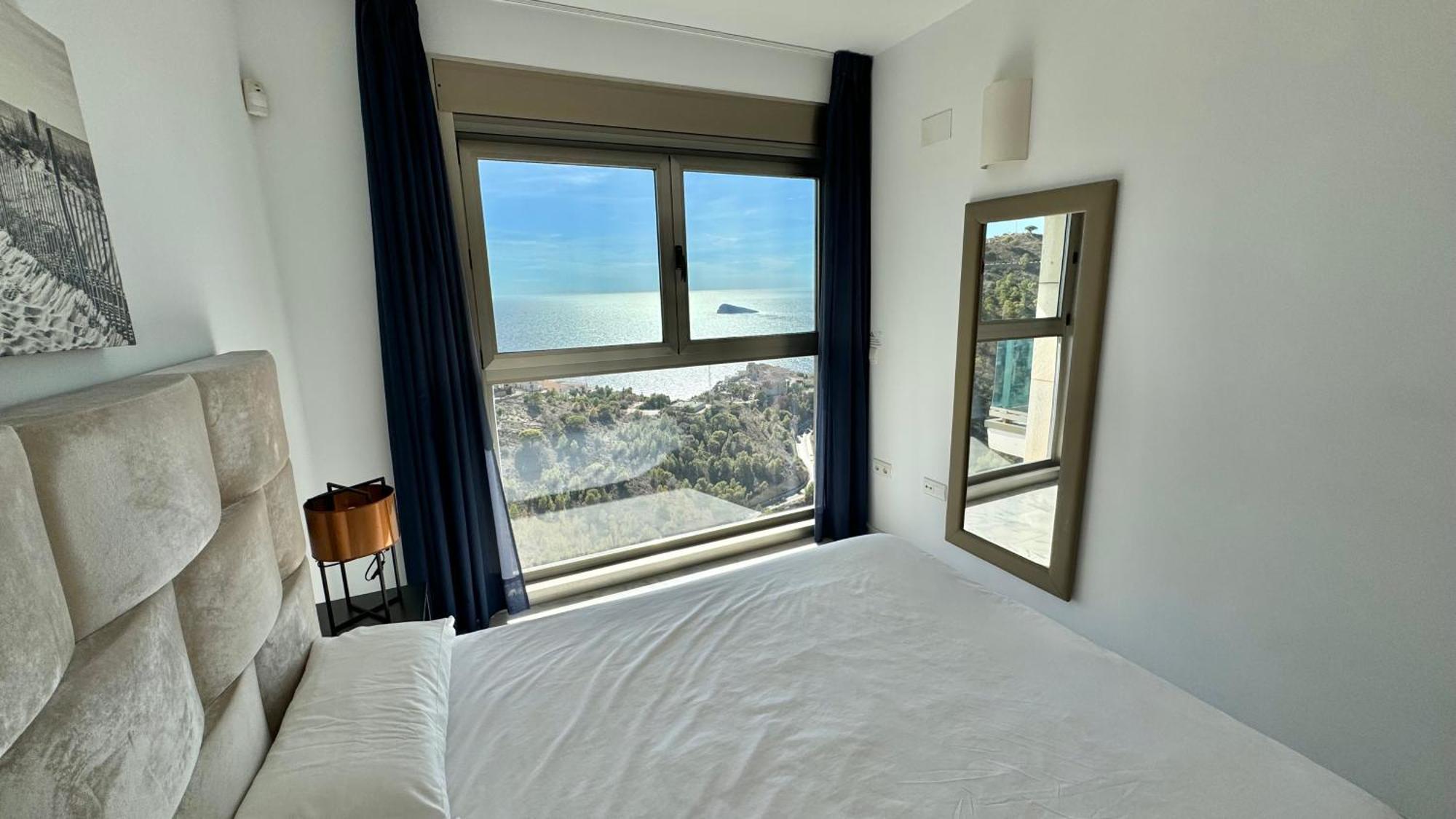 High Rise Apartment On The 39Th Floor With Private Terrace And Sea Views Benidorm Extérieur photo